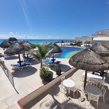 Ocean View Apartment, Best Beach Area, 3 Bedrooms Cancun Bagian luar foto