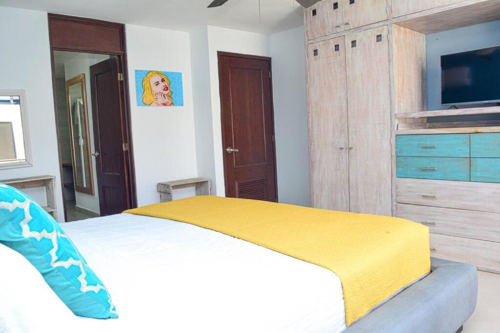 Ocean View Apartment, Best Beach Area, 3 Bedrooms Cancun Bagian luar foto